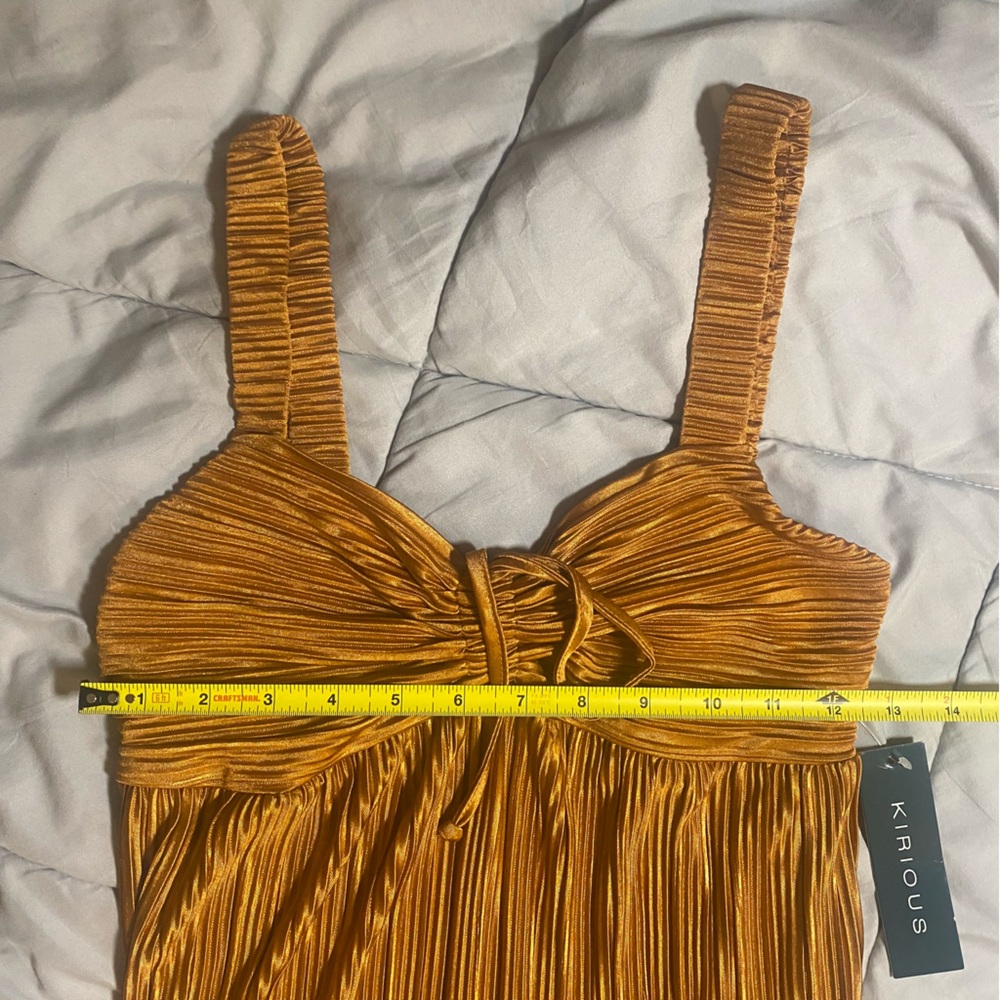 Elegant Copper Pleated Dress - Picture 4 of 7